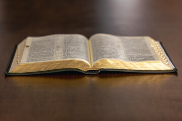 Obraz premium Bible close-up. Open holy book Bible. Christianity, faith and religion concept.