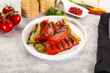 Grilled Bell Pepper - green and red