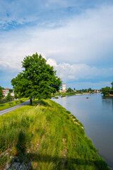 Obraz premium Oderlandschaft in Brzeg, Woiwodschaft Opole, Polen