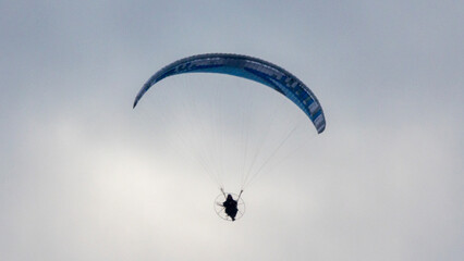 Frontal view of paraglider