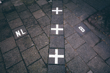 Border Between Belgium and the Netherlands, Line on the Ground