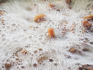 boiling oil to cooking pork wile deep fired crispy