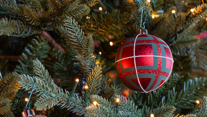 christmas tree decorations