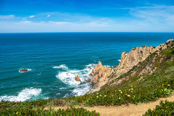 Praia Da Ursa, Ursa Beach near Cabo Da Roca on Atlantic coast, Sintra, Portugal © rudiernst