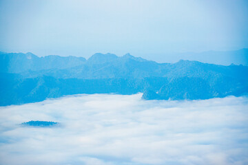Obraz premium Serene mountain landscape above the clouds nature photography tranquil environment aerial view peaceful vibes