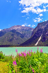 Der D&uuml;rrensee (Lago di Landro) in den Dolomiten in S&uuml;dtirol, Italien