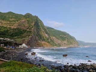 Obraz premium beach and rocks