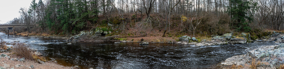 Obraz premium Big Rib River at Rib Falls County Park in Marathon county Wisconsin