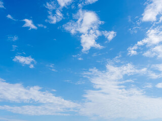 Obraz premium 深まる秋の澄んだ青空04