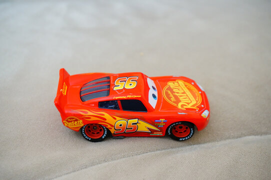 Lightning McQueen toy race car
