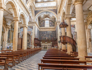 In einer Kirche in Gallipoli, Apulien, Italien.
