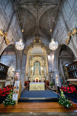 Obraz premium Cathedral of Viana do Castelo, Ornated interior, Viana do Castelo, Minho, Portugal