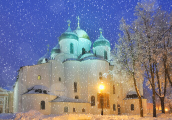 Obraz premium Veliky Novgorod Russia, winter wonderland landscape of Saint Sophia cathedral in Veliky Novgorod, Russia