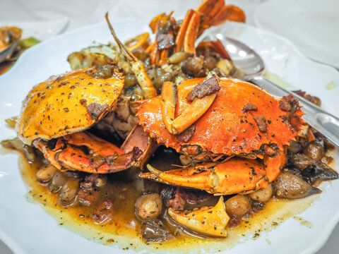 Delicious Sweet and Sour Button Mushroom Crab.