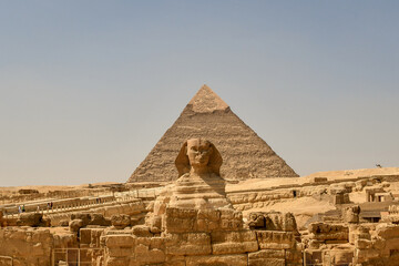 sphinx and Giza pyramids