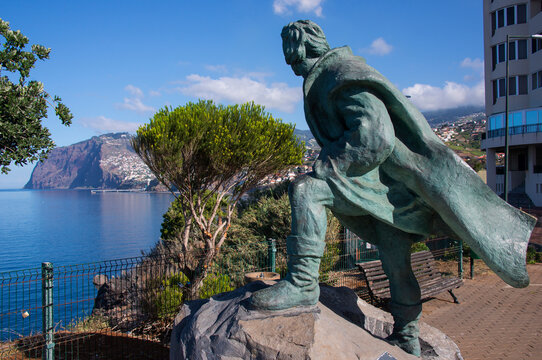 Escultura monumento al navegante Zarco en la ciudad de Funchal, Madeira