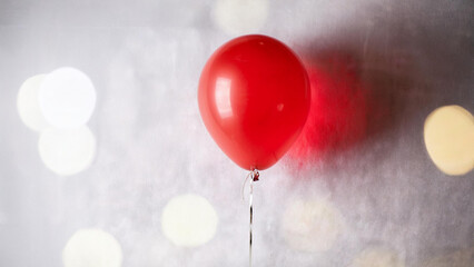 red balloon