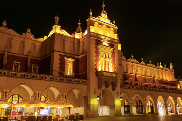 Obraz premium Krakow Old Town St. Mary's Basilica Main Market Square St Florians gate and Barbakan Royal Castle St. Joseph's Church