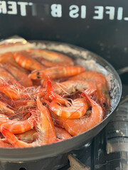 대하 소금구이 Grilled prawns with salt
