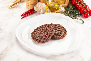 Grilled beef cutlet for burger