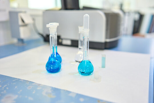 Laboratory Analysis and Hygiene Consultation for Food Industry