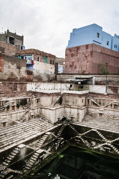 The Toor ji ka Baori stepwells at the city of Jodhpur, at the state of Rajasthan in northwestern India. Stepwells are wells or ponds in which the water is reached by descending a set of steps.