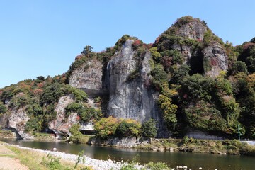 耶馬渓　秋の競秀峰	