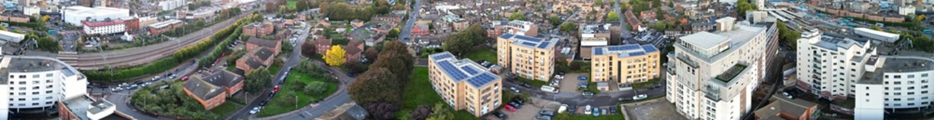 Fototapeta premium Aerial Panoramic Luton City Residential District Which is Located Near to Old Bedford Road City Center Downtown of England UK During Sunset