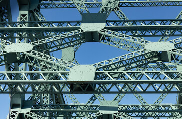 Poutres du pont Jacques-Cartier,  jour, horizontal