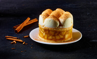  Tiramisu mit Apfel Zimt und Zimtstange, Dessert,  Nachtisch, 