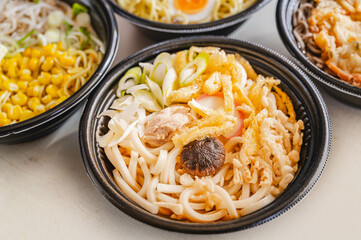 レンチンで作る味噌煮込みうどん