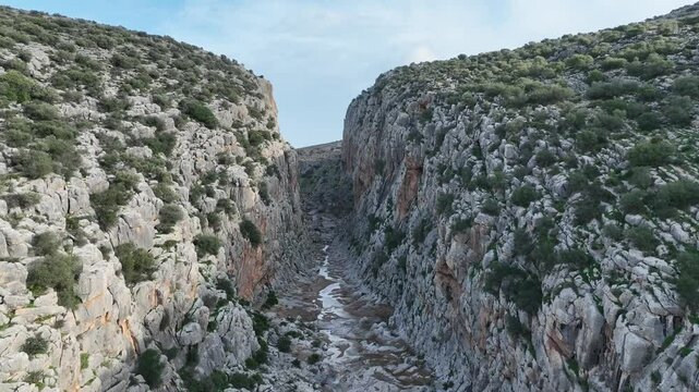 vistas del tajo del molino en el municipio de Teba, Espa&ntilde;a
