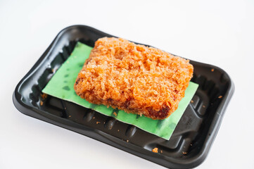 まぐろメンチカツ