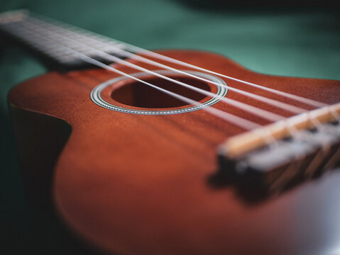 ukulele saiten