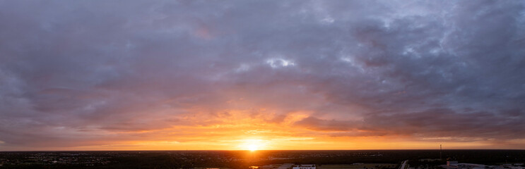 Fototapeta premium Amazing evening skyscape. Sunset sky with bright colorful clouds