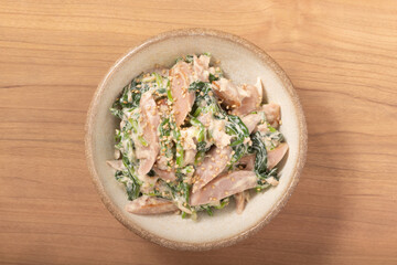 ほうれん草と魚肉ソーセージのマヨネーズ和え