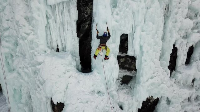 Drone Cascade de glace