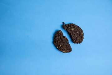 Broekd cereal cookies