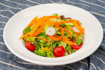 Fresh Seasonal Salad. Fresh Salad for Every Meal. Healthy spring salad.