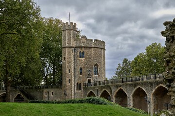 Fototapeta premium Medieval Lanthorn Tower at the Tower of London with battlements and Gothic windows