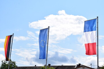 flags of France, Germany and the EU
