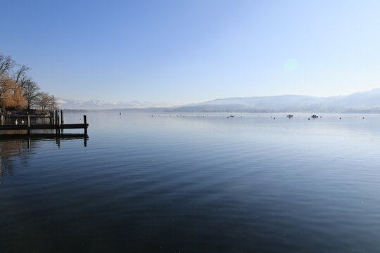 Blick auf den Greifensee im Schweizer Glatttal