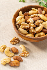 ミックスナッツ