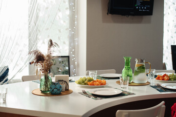 Opulent Setting for Fine Dining Experience. table setting for several people at home