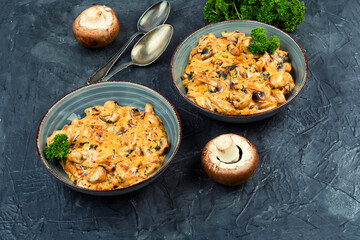 Fricassee with mushrooms