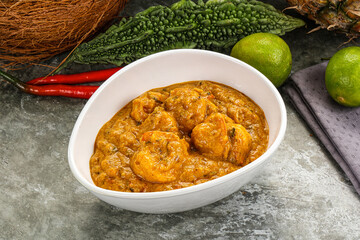 Indian prawn masala with spices