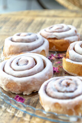 glazed cinnamon roll frosting dessert