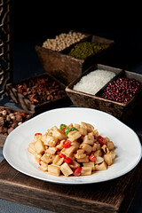 Hunan cuisine spicy stir-fried lotus root