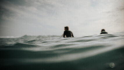 Naklejka premium Surfen
