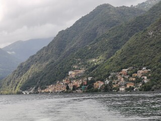 PAISAJE LAGO DI COMO
Foto tomada desde el Ferry 
